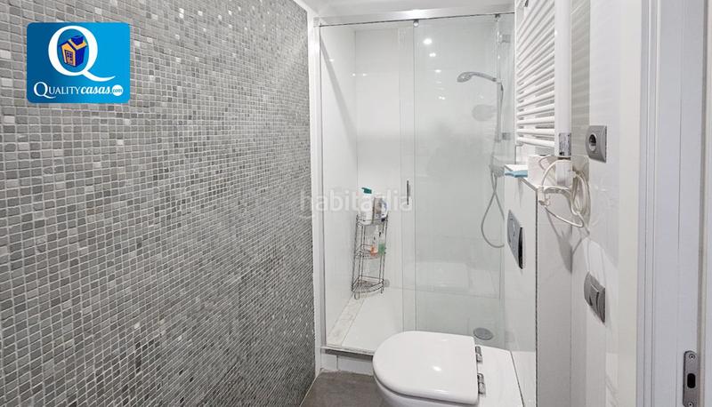 Foto 3a8f7c31-100b-408b-8589-261aae78b16c. Apartament amb calefacció aparcament piscina a Playa Levante Benidorm