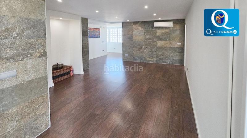 Foto d1c67069-ddc5-460a-b5be-a9fbc673b7c1. Apartament amb calefacció aparcament piscina a Playa Levante Benidorm