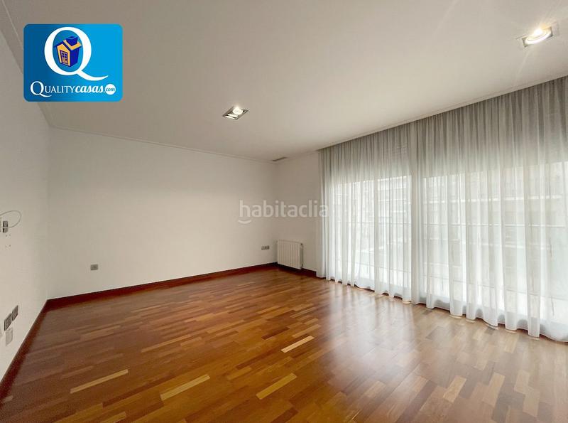 Foto 40ff0b48-043b-4717-a056-6d9729eac799. Apartament amb calefacció aparcament piscina a Ciutat Esportiva Elche / Elx