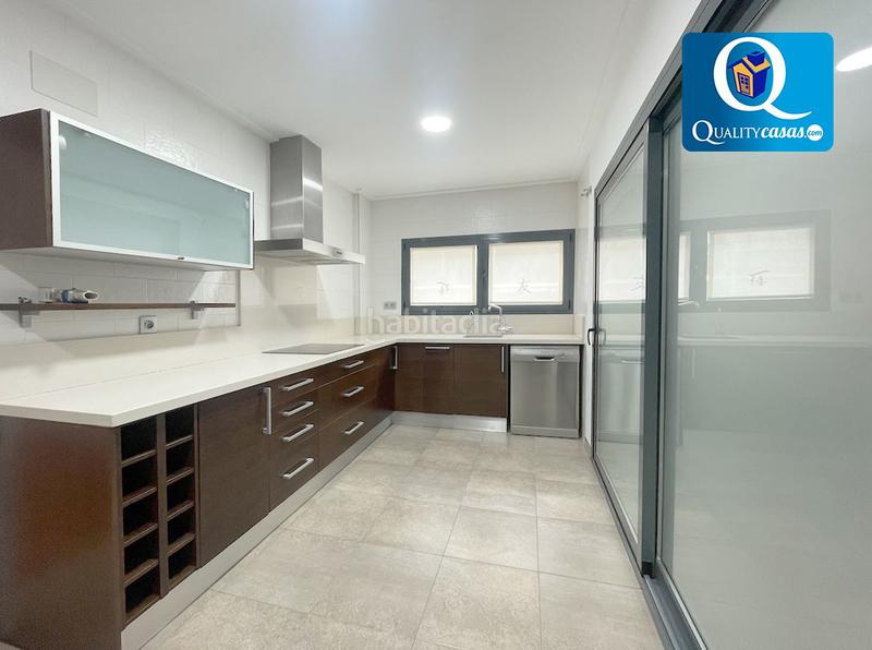 Foto 5c30ad90-ec27-450a-8ac2-cb07d489d961. Apartament amb calefacció aparcament piscina a Ciutat Esportiva Elche / Elx