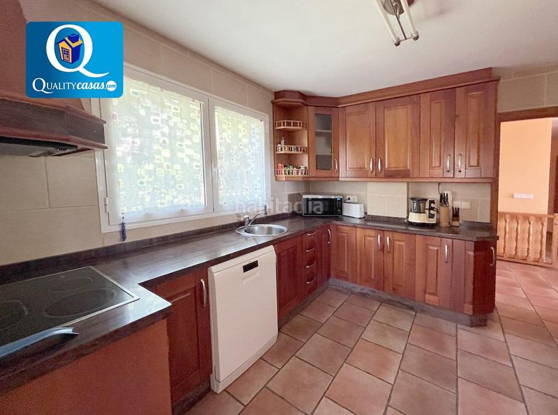 Foto 0cf272c1-e54d-4df5-a398-c5b6a1cf194f. Xalet amb calefacció aparcament a Tibi