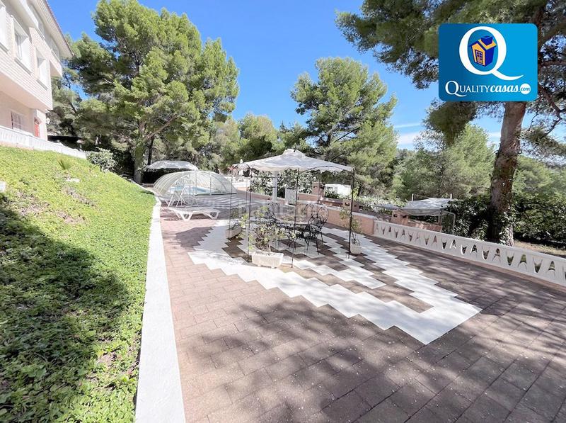 Foto 3a030032-b0a8-43c2-b45d-ff7426111d06. Xalet amb calefacció aparcament a Tibi