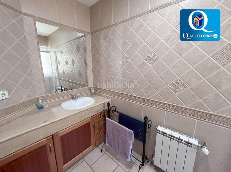 Foto f215af93-8518-46dd-9e76-7bd9690fc2bf. Xalet amb calefacció aparcament a Tibi