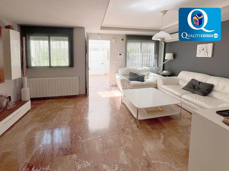 Foto 4c57051a-85c1-4c8b-8377-77a75cf9f82b. Casa bungalow en venta en Albufereta, 3 dormitorios. en Alicante