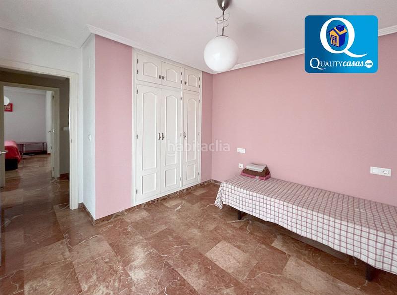 Foto 017983c5-a3ab-46e3-8852-44b1e85df3f0. House with heating parking pool in Albufereta Alicante