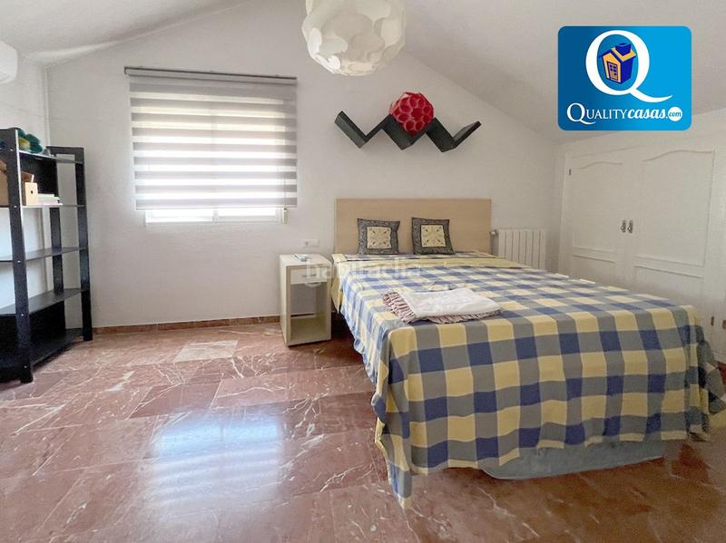 Foto 5d1ad0a9-98b9-4999-8600-e23e0493531a. House with heating parking pool in Albufereta Alicante