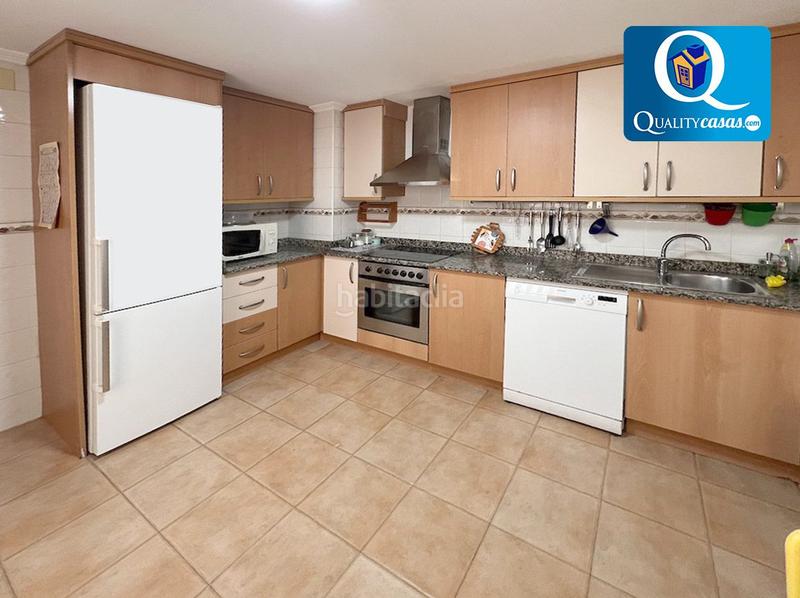 Foto 5df2b747-6a4d-4e70-862c-6d14a64d2e16. House with heating parking pool in Albufereta Alicante