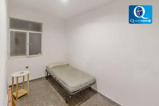 Pis a Juan XXIII. Piso en venta en juan xxiii, 7 dormitorios.