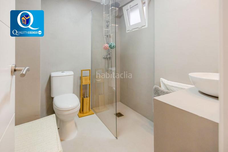 Foto 54f60572-3e93-45b1-a246-1c46d2560234. Apartamento  en venta en playa san juan, 3 dormitorios. en Alicante