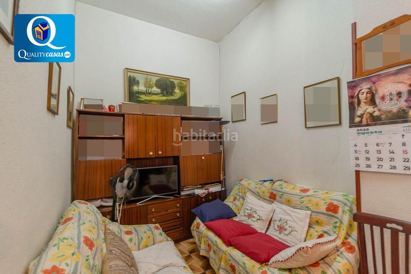 Foto 4c69ddd6-3580-43eb-9a92-9c02be11c5d3. Édifice dans Mercado Alicante