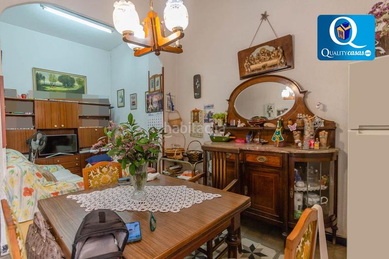 Foto 9ca194d7-09e6-43b4-b6d7-ef5e22c3c4fd. Édifice dans Mercado Alicante