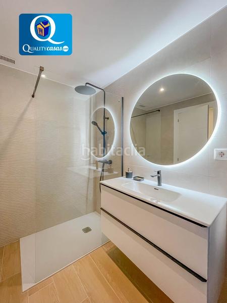 Foto f63fd8a4-8321-4331-8e20-ed527ed6010a. Appartement avec chauffage parking piscine dans Centro San Juan de Alicante