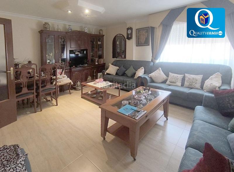 Foto 7235dcad-7e68-4611-bcd7-3094021031d5. Flat with parking in Centro Elda