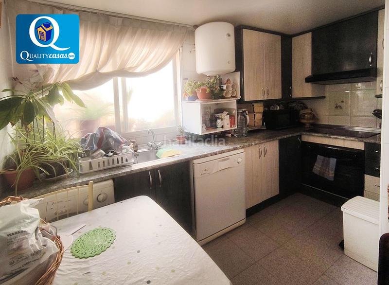 Foto f51a440b-b5ef-49da-a630-6223a7c37361. Flat with parking in Centro Elda