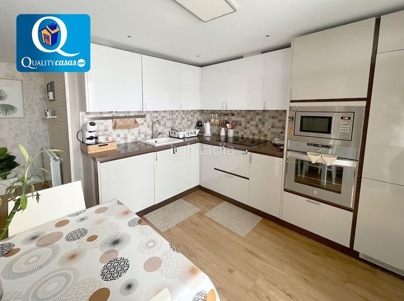 Foto 165dff7c-caba-4a83-9112-c4b2c9f98348. Piso  en venta en playa san juan, 3 dormitorios. en Alicante