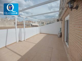 Casa a Centro. Bungalow en venta en san vicente del raspeig, 3 dormitorios.