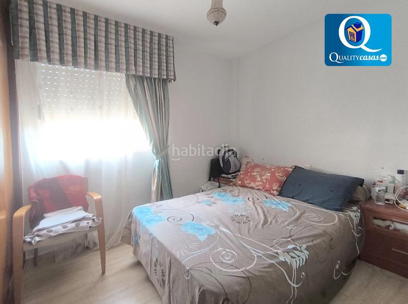 Foto 17eb1a85-e4f8-4153-a321-394bb220e9d7. Apartamento  en venta en Centro, 4 dormitorios. en Elda