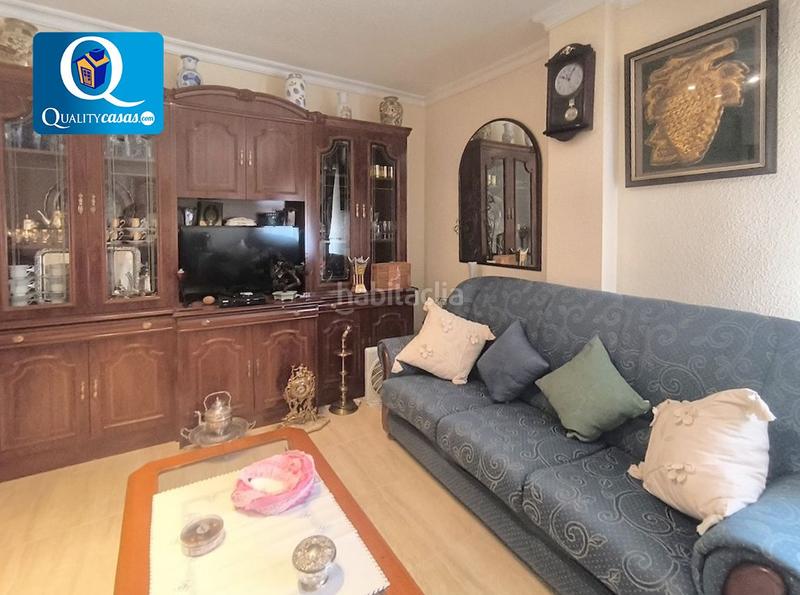 Foto fdde1227-ef5f-43d5-936d-f94087b8e57d. Apartamento  en venta en Centro, 4 dormitorios. en Elda