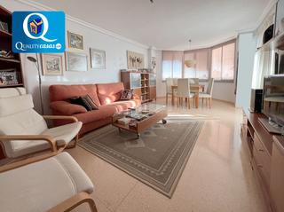 Attique à San Blas. Atico en venta en san blas, 4 dormitorios.