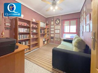 Apartament a Centro. Apartamento en venta en sant joan dalacant, 3 dormitorios.