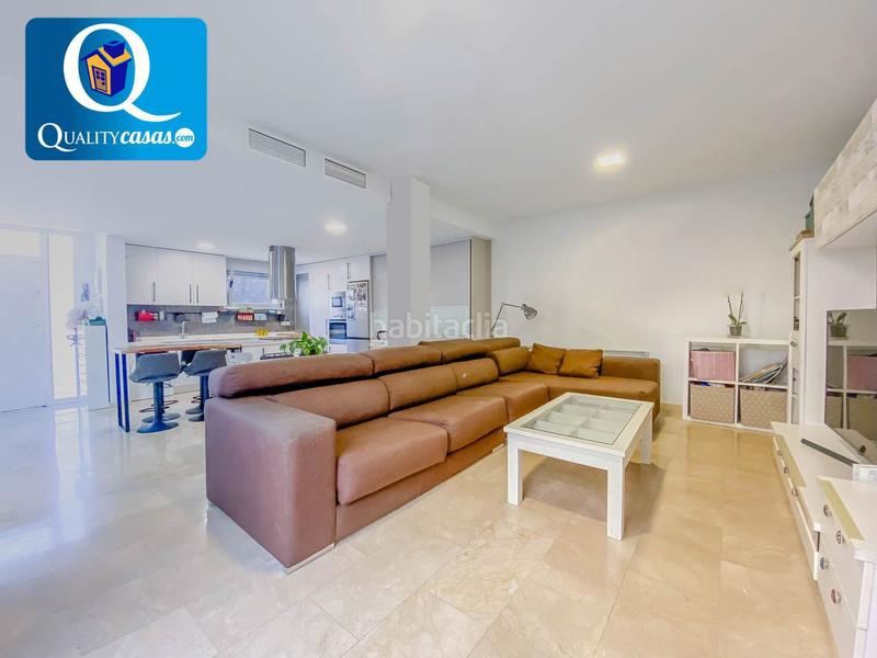 Foto 1ec93252-28fe-434a-82ff-d18e35c20557. Chalet avec chauffage parking piscine dans Almajada-Ravel Mutxamel