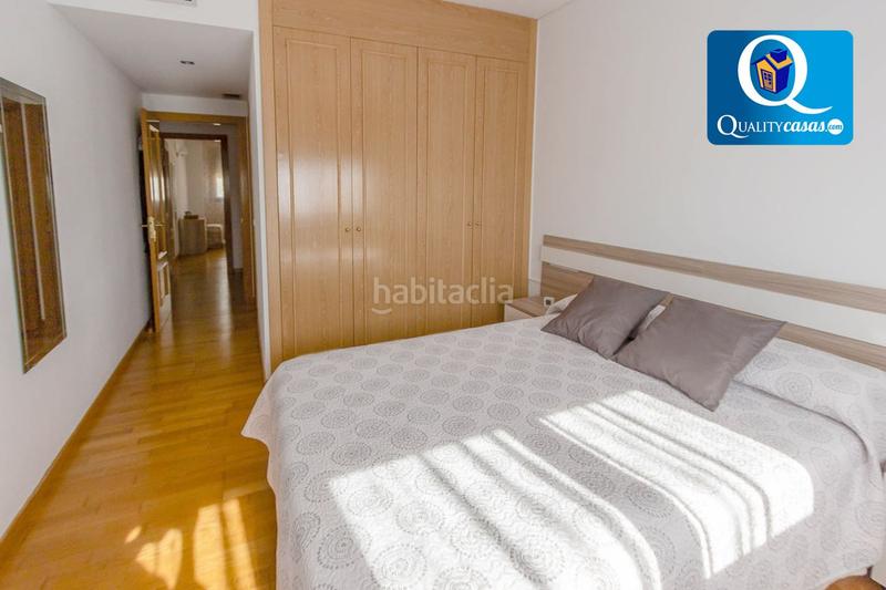 Foto ecd196da-7ebd-424e-be0d-ca01018cf8bf. Appartamento con parcheggio in Campello Playa Campello (el)