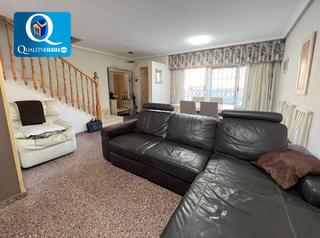 Casa adossada a Divina Pastora. Adosado en venta en divina pastora, 4 dormitorios.