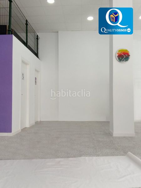 Foto 9c3cabc7-a85d-45ba-b0cd-2efd57f8d0cf. Local comercial a Centro Santa Pola