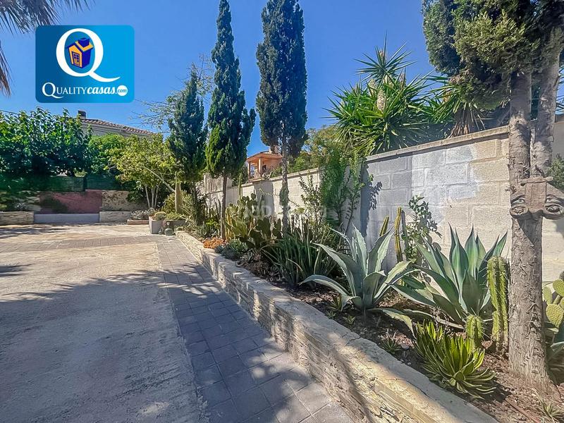 Foto 480c6003-fa7c-4381-9bd9-dd55c5ad3d6f. Xalet amb aparcament a La Font-Mezquitas San Juan de Alicante