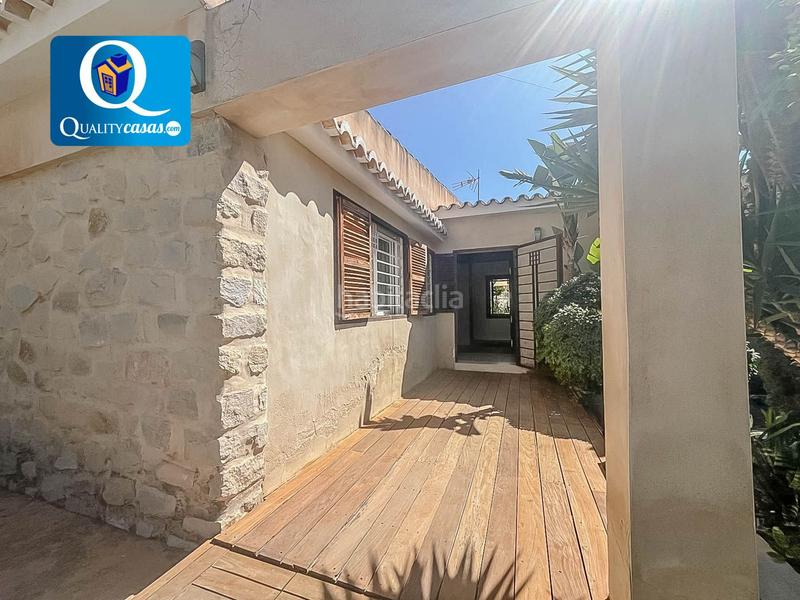 Foto 8adbc85f-9d21-401f-a7b4-26126abe4f86. Xalet amb aparcament a La Font-Mezquitas San Juan de Alicante