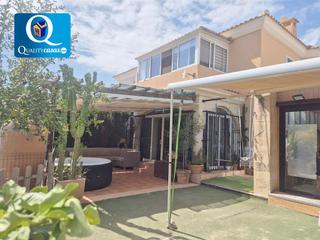 Xalet a Bonalba-Cotoveta. Chalet en venta en bonalba, 3 dormitorios.