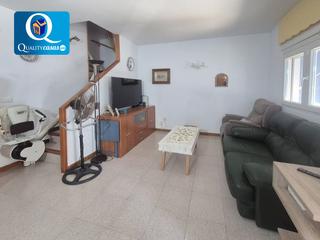 Maison jumelée à Pueblo Español-Coveta Fumá. Adosado en venta en urbanizaciones, 3 dormitorios.