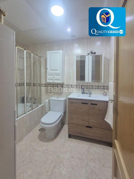 Foto 3a4e1250-fa45-4ab0-add8-abe82574afdc. Maison jumelée avec parking piscine dans Monforte del Cid