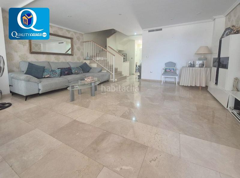 Foto e092e481-eb29-4379-ad78-3697714b8930. Maison jumelée avec parking piscine dans Monforte del Cid