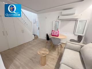 Dúplex a San Antón. Duplex en venta en centro  alfonso el sabio, 2 dormitorios.