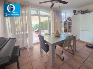 Maison jumelée à Bonalba-Cotoveta. Adosado en venta en bonalba, 3 dormitorios.