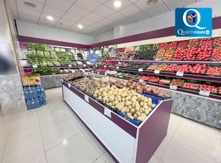 Locale commerciale in Campello Playa. Local comercial a la calle en venta en centro, 2 despachos.