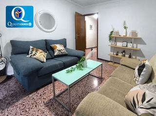 Apartament a Centro. Apartamento en venta en elda, 4 dormitorios.