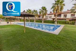 Reihenhaus in Parque Lo Torrent. Adosado en venta en san vicente del raspeig, 3 dormitorios.