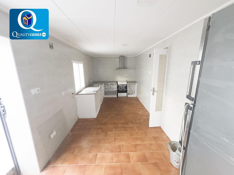 Foto 35830b8f-4b06-4321-9140-257a3db5f8e8. Casa  en venta en monóvar, 3 dormitorios. en Monòver