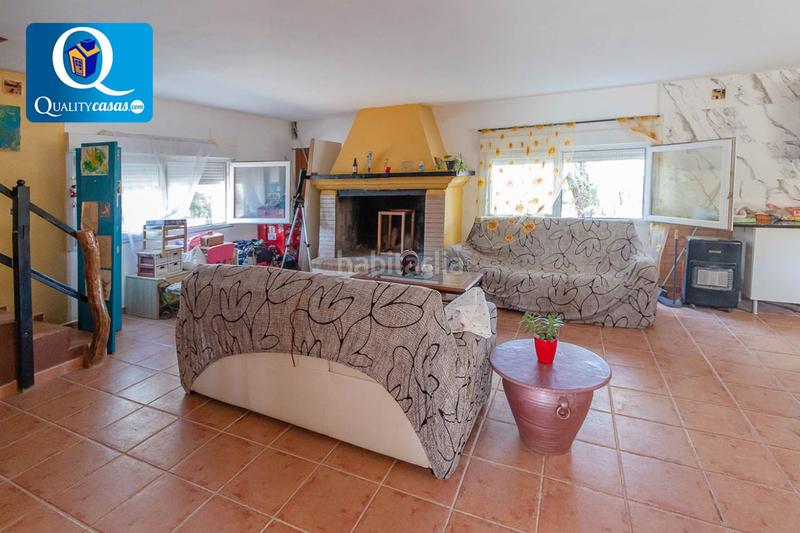 Foto 83474d95-e9dc-41a7-a2c1-700052759cbd. Maison avec parking dans Tibi