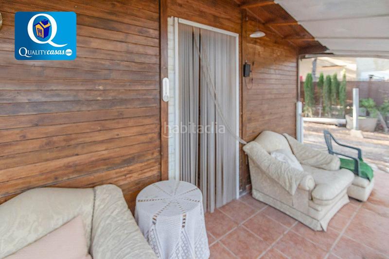 Foto bbaa7f08-dc78-48eb-84bc-297246c75853. Maison avec parking dans Tibi