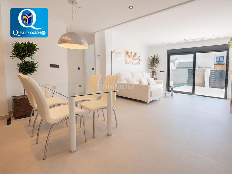 Foto beff7469-1982-4d1f-a53f-465ed7e16566. Chalet with parking in San Fulgencio