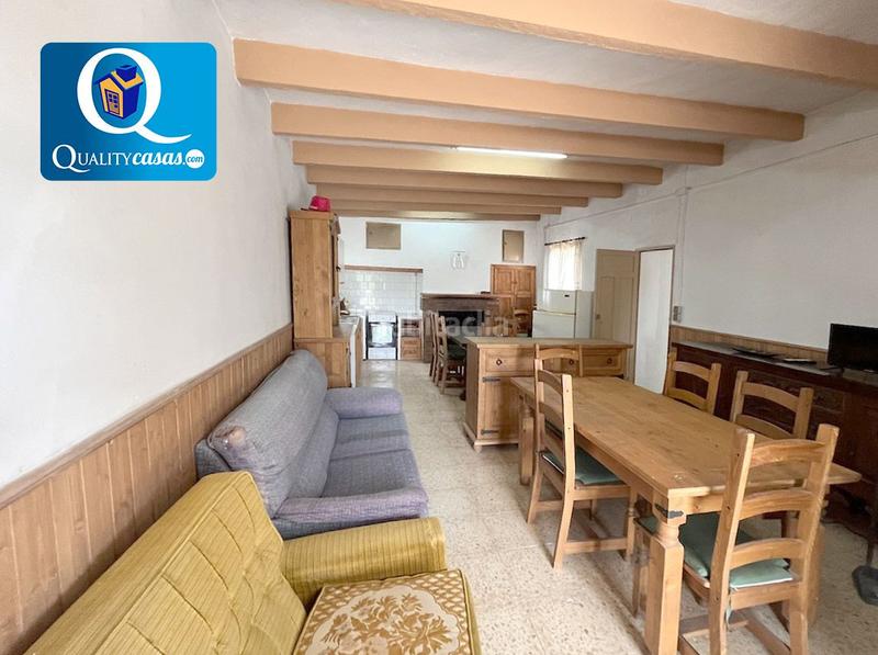 Foto 0206fd9d-46ab-4de4-819d-5914cc1754fc. Chalet in Xixona