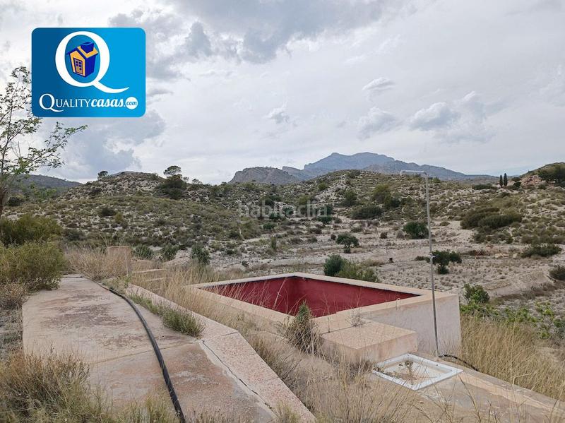 Foto 5762a8c4-8963-4845-8d5d-4a875d96f470. Chalet in Xixona