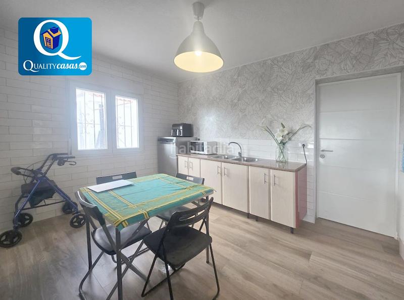 Foto e2d6aafc-e576-4100-9458-c28827c7d0ca. Chalet con riscaldamento parcheggio in Agost