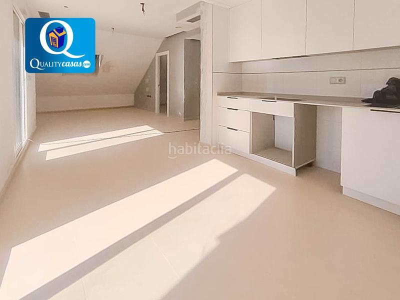 Foto 78653976-27a9-461f-9323-c1ba964f1143. Àtic amb aparcament a Crevillente