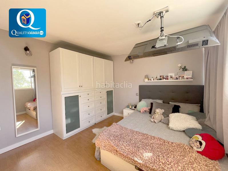 Foto 313b5927-0f19-4733-932f-c6d533b712b5. Casa bungalow en venta en gran alacant, 4 dormitorios. en Santa Pola