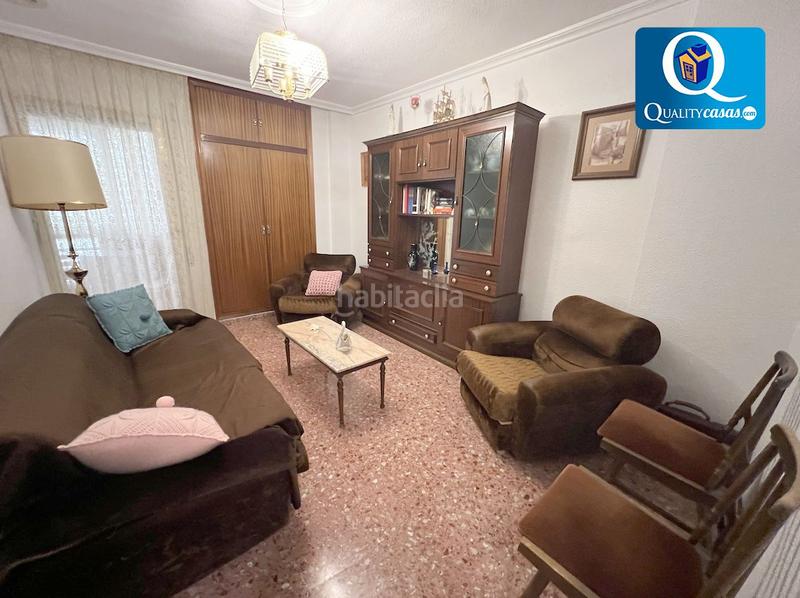 Foto f60b689d-3046-4f60-abd4-4092ea4783d2. Pis amb calefacció aparcament a Xixona