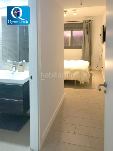 Foto cfece0e6-8724-46dc-b073-3fc6148c5fd6. Piso  en venta en naciones, 2 dormitorios. en Alicante